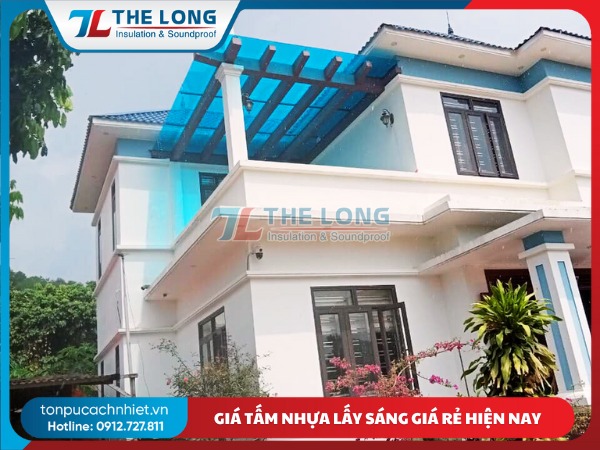 Giá tấm nhựa lấy sáng giá rẻ hiện nay