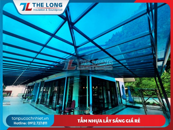 tấm nhựa lấy sáng giá rẻ
