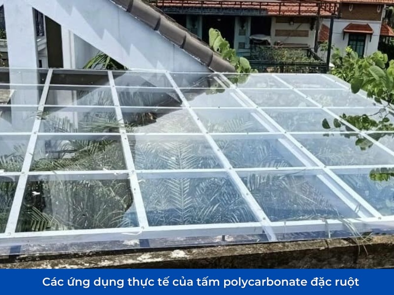 Tấm polycarbonate đặc ruột 