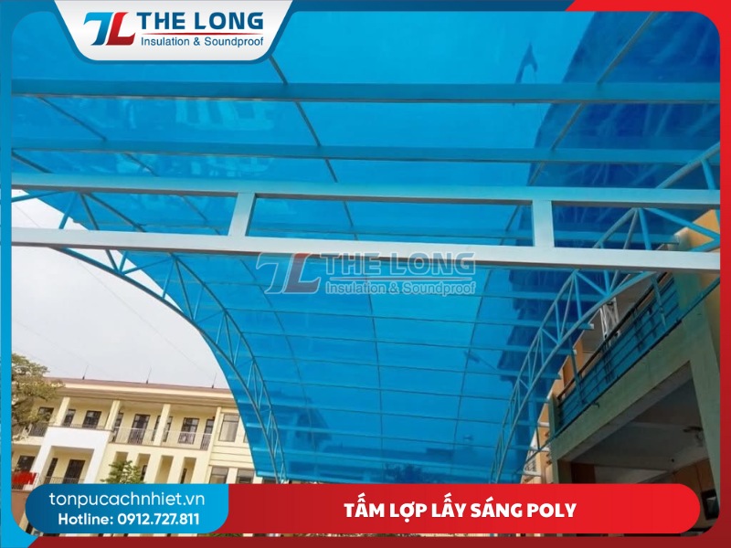 Tấm lợp lấy sáng poly